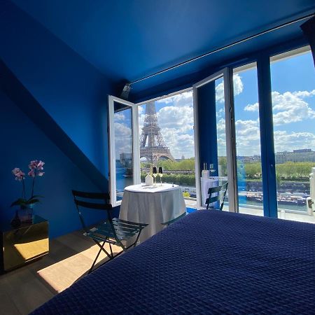 Апартаменты Eiffel Tower Romantic View Париж Экстерьер фото