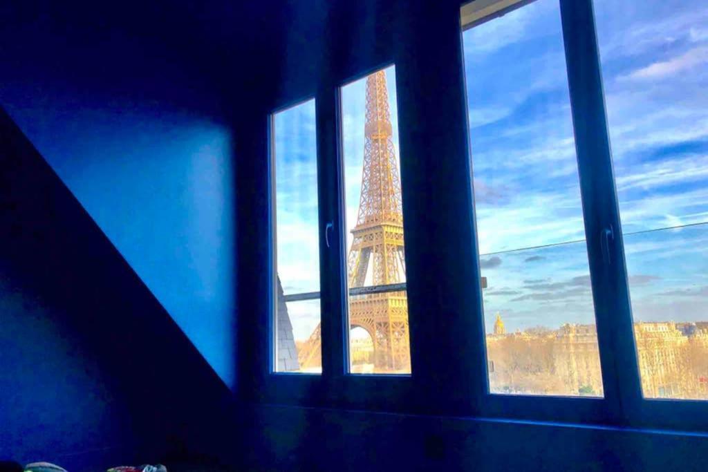 Апартаменты Eiffel Tower Romantic View Париж Экстерьер фото